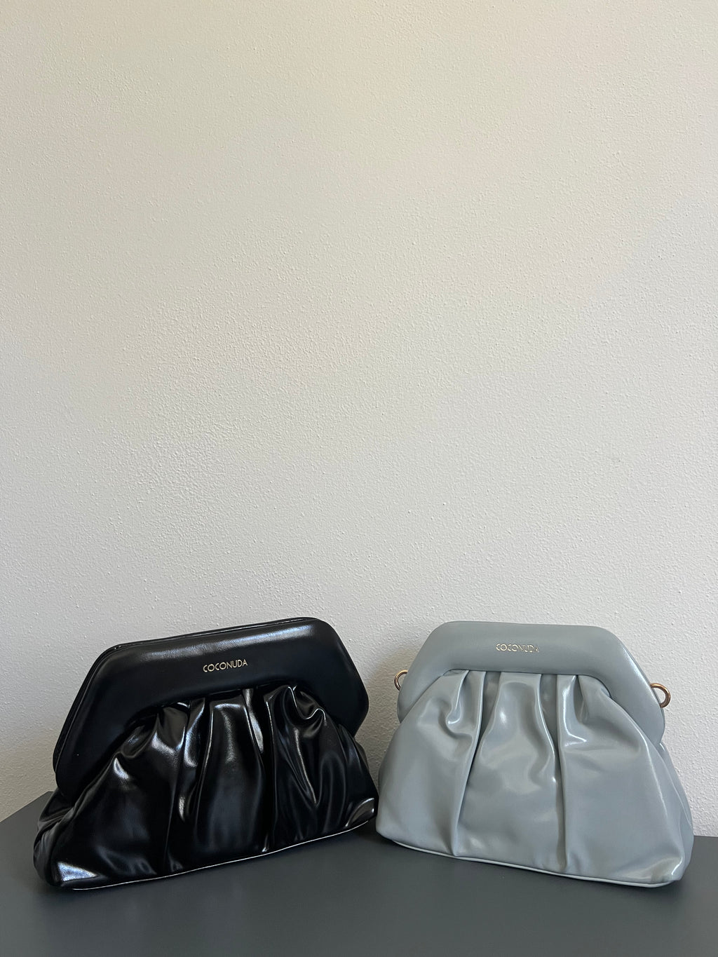 Clutch Glossy